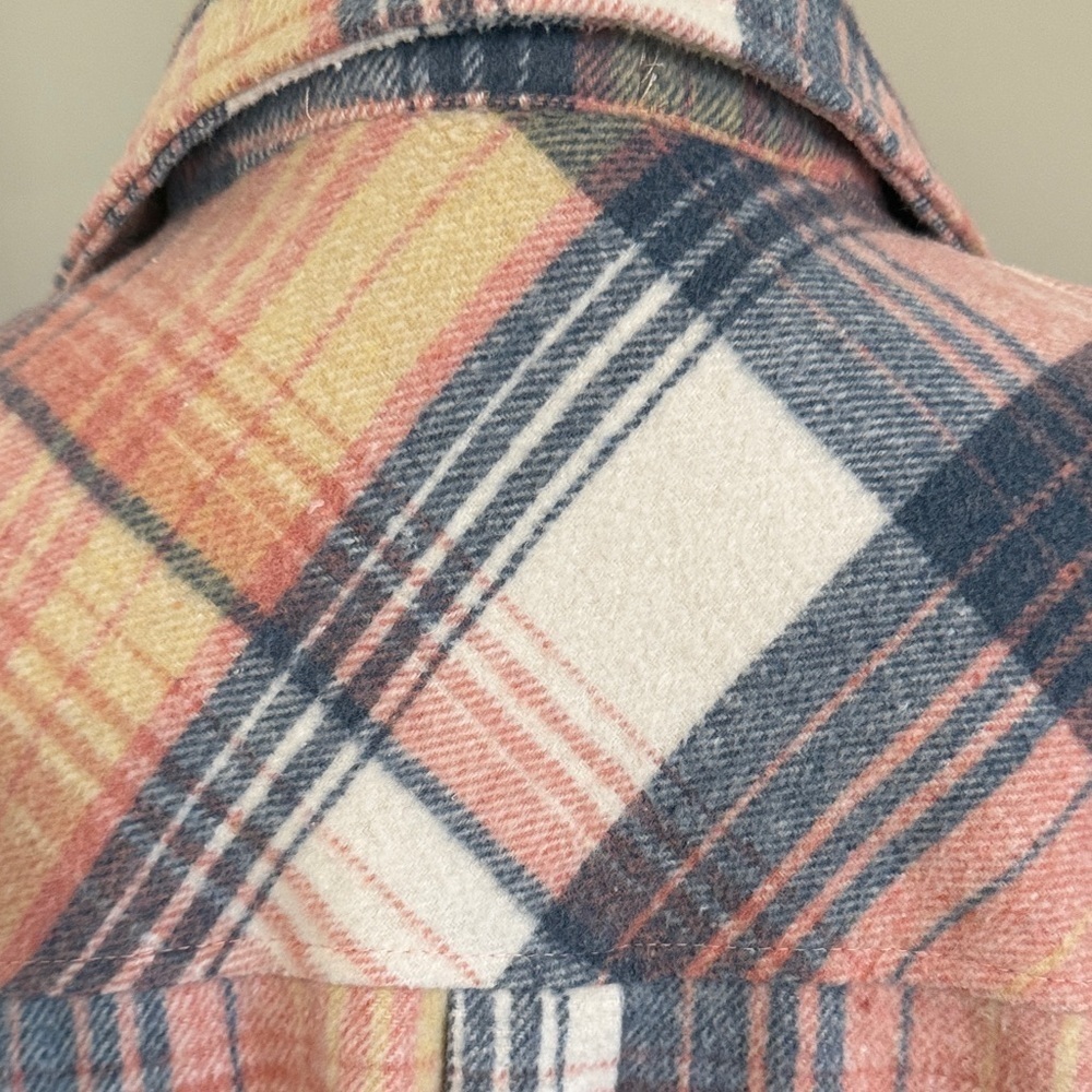 Plaid Button-Up Women's Jacket/Heavy Flannel - Picture 3 of 5
